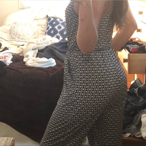 BNWT BCBGeneration Black Combo Pants Romper XS - Picture 3 of 6